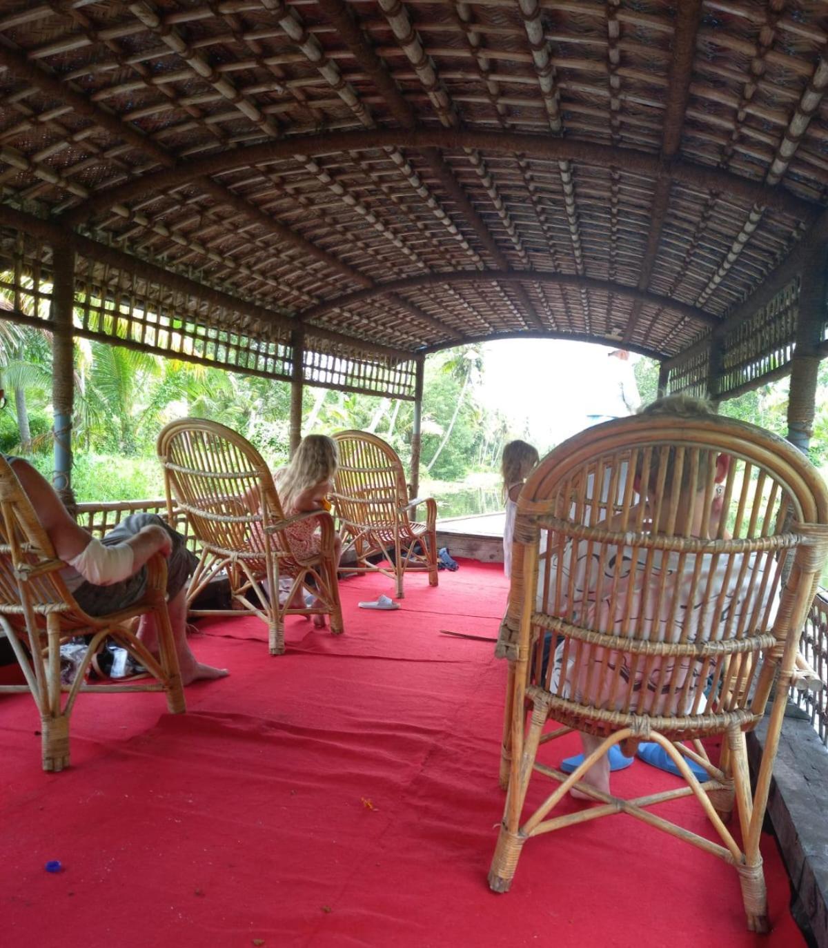 Raelyn'S Homestay Kochi Dış mekan fotoğraf